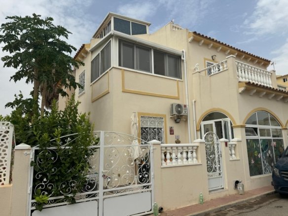 Villa for sale in Orihuela Costa