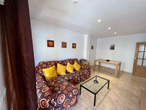 Town House for sale in Lo Pagan