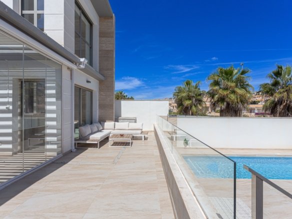 Villa for sale in Orihuela Costa