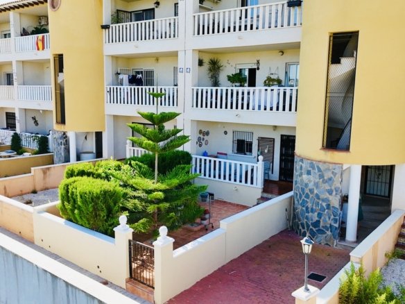 Apartment for sale in Cabo Roig