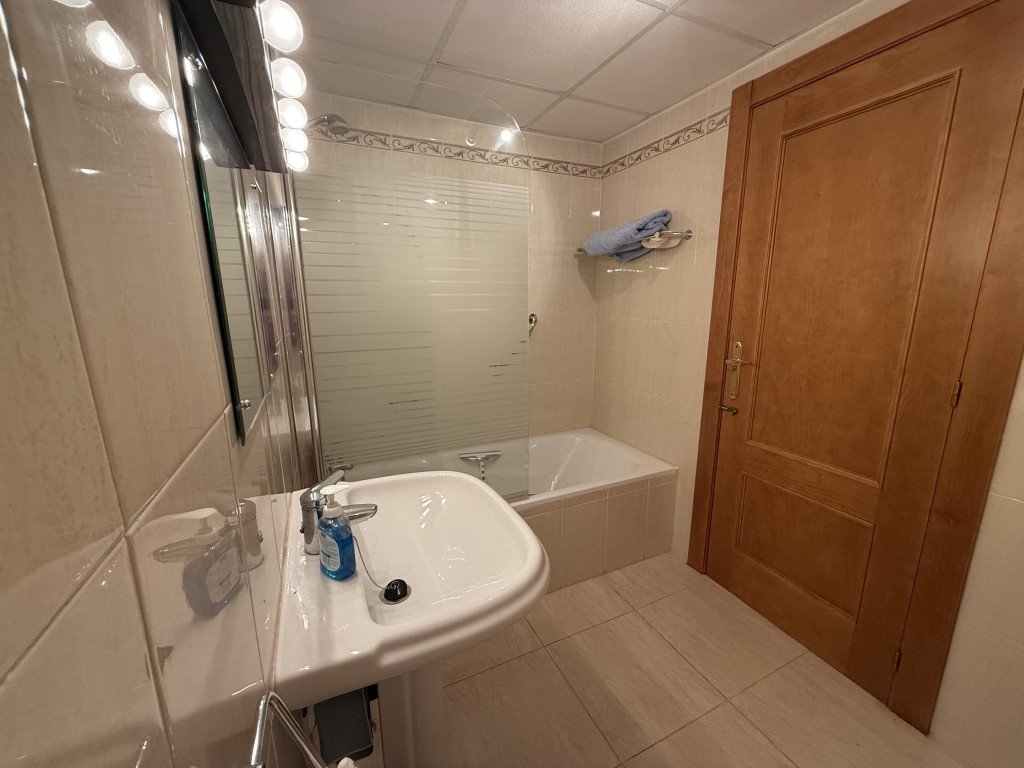 full_1458517_64667909