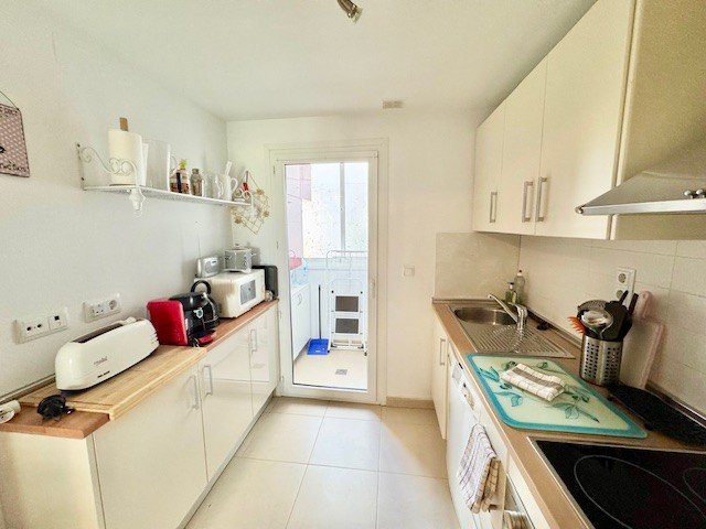 full_1469044_64915120