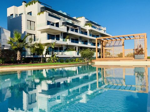 Apartment for sale in Las Colinas Golf