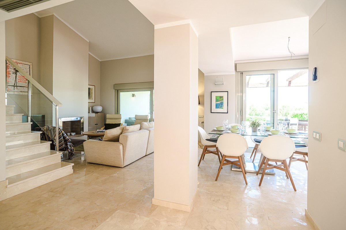 o_1is8ik1qemn9122a16k414ae11i33a