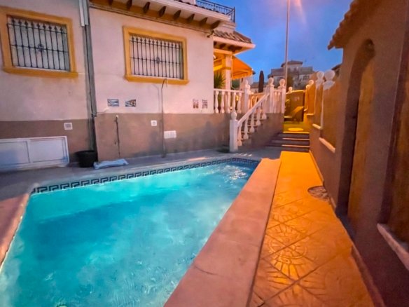 Town House for sale in Orihuela Costa