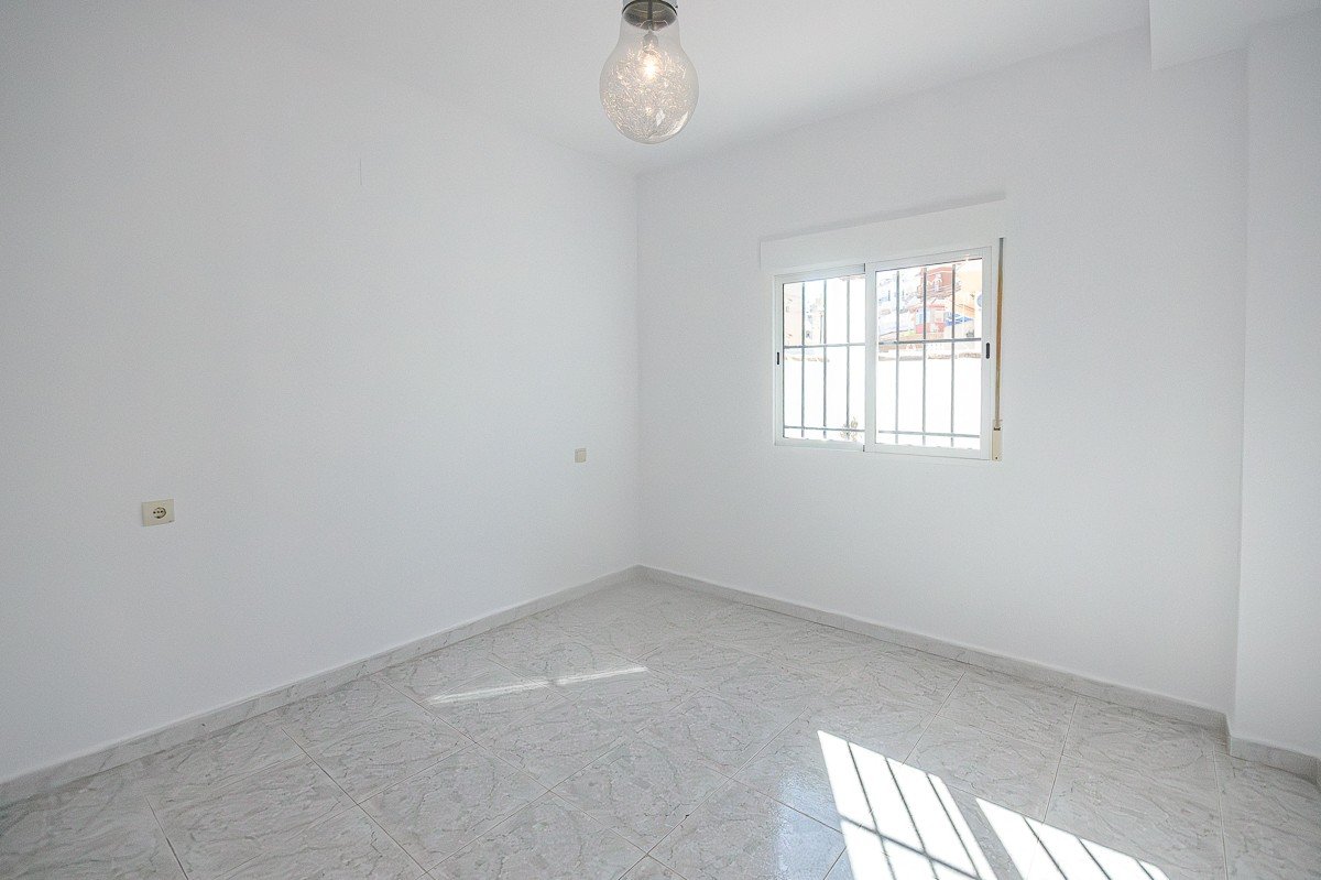 o_1j83dlp72e3912tvt8fu8u3229