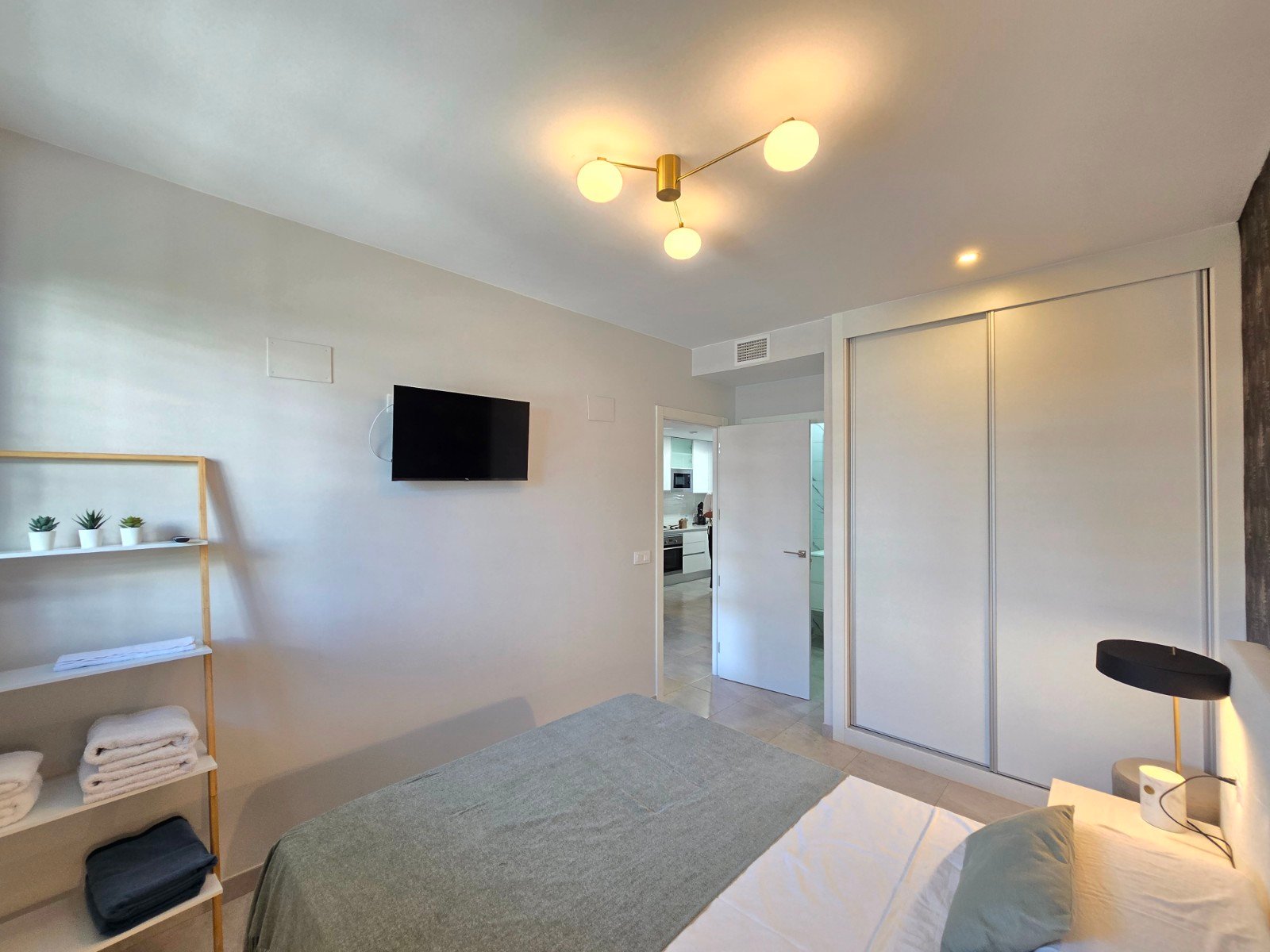 o_1j9pc2ipl18r81ls13b51lrk1gab2m