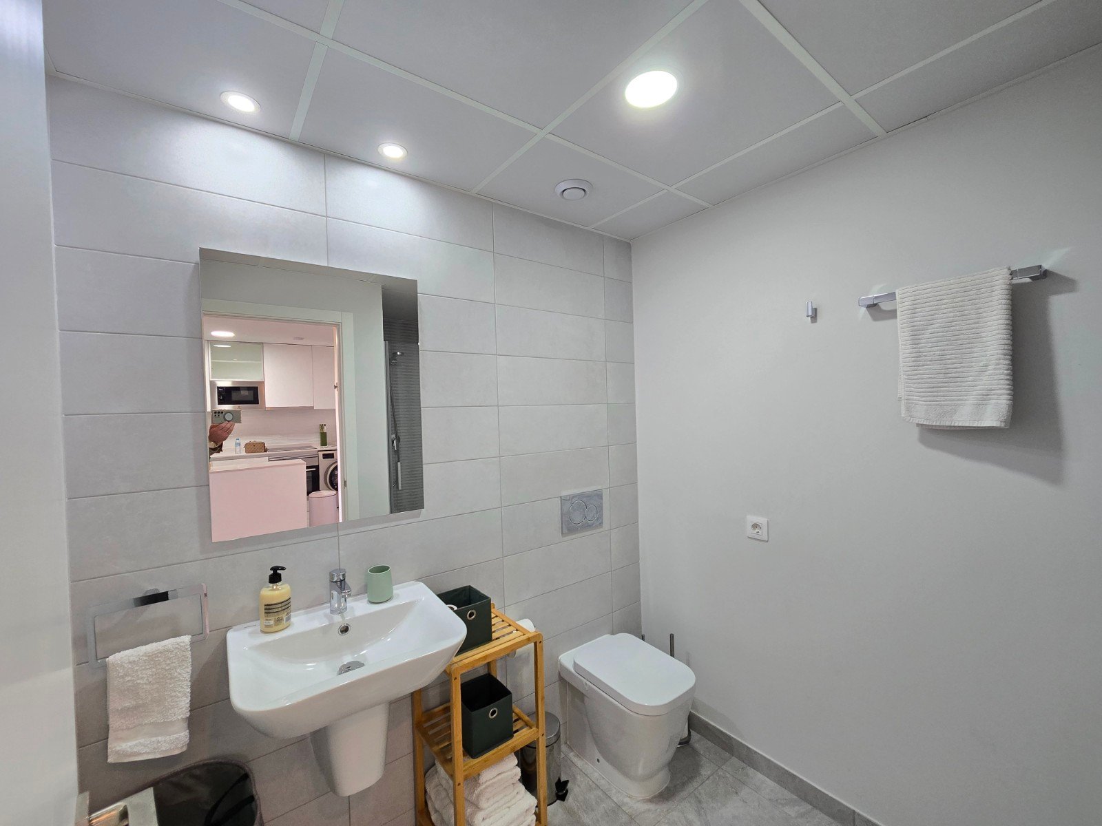 o_1j9pc2ipl20ntk0ha11f5r35t2r