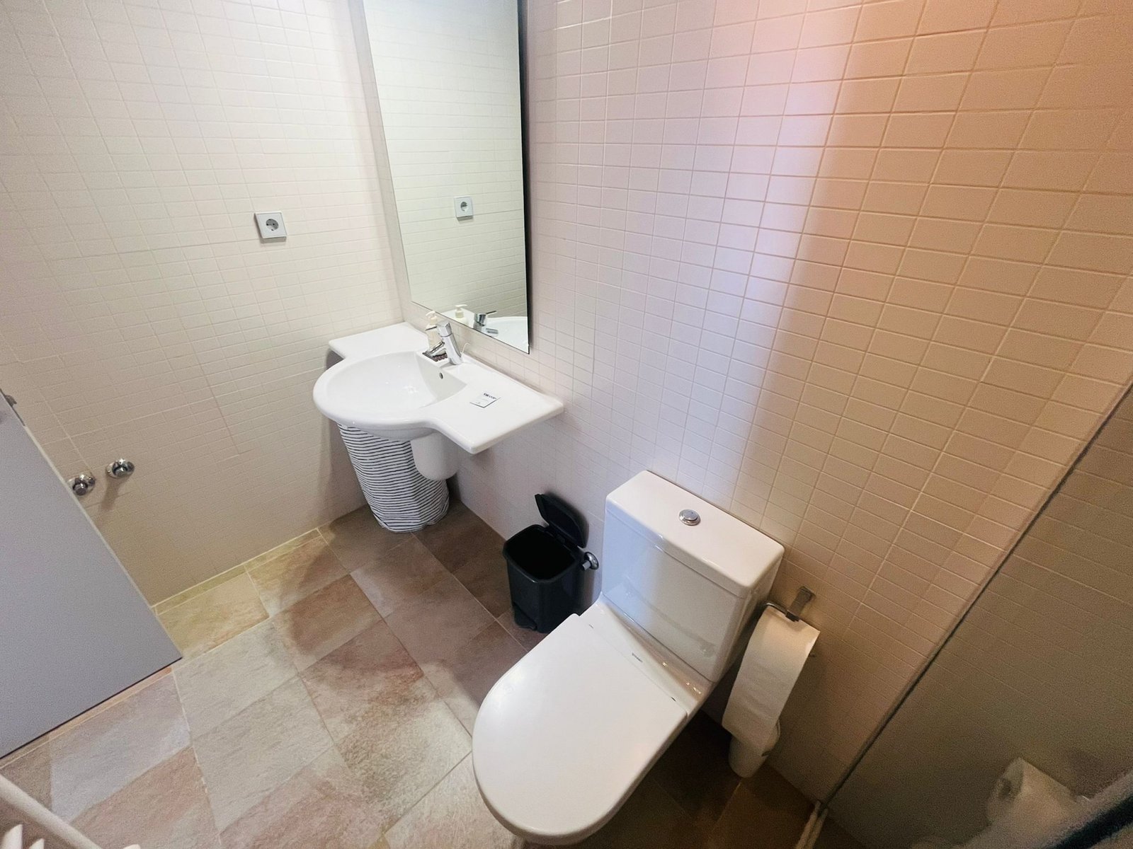 property_attachment_1mejl82khd_20250715022846