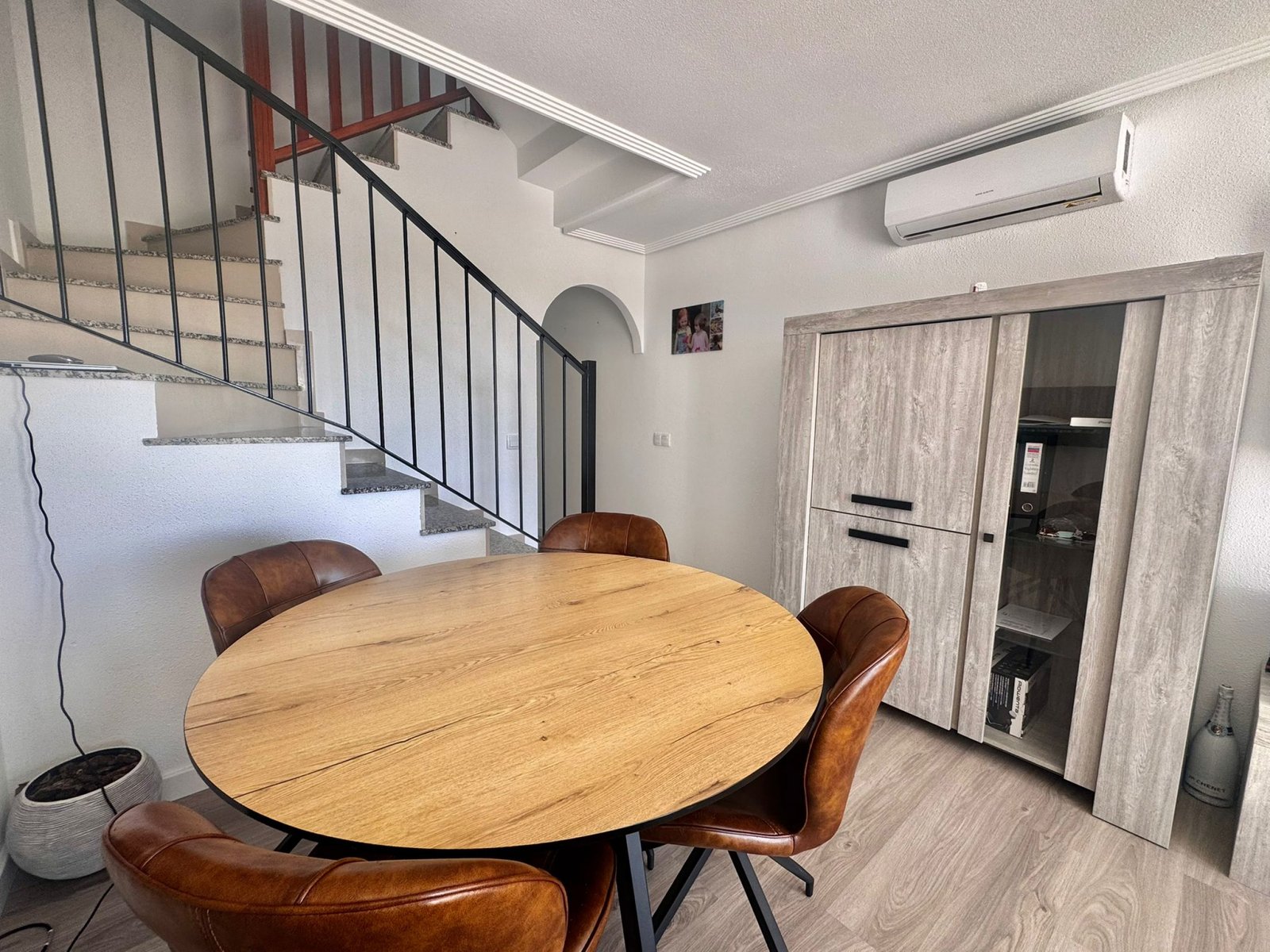 property_attachment_1s5vnfgejy_20251121022950