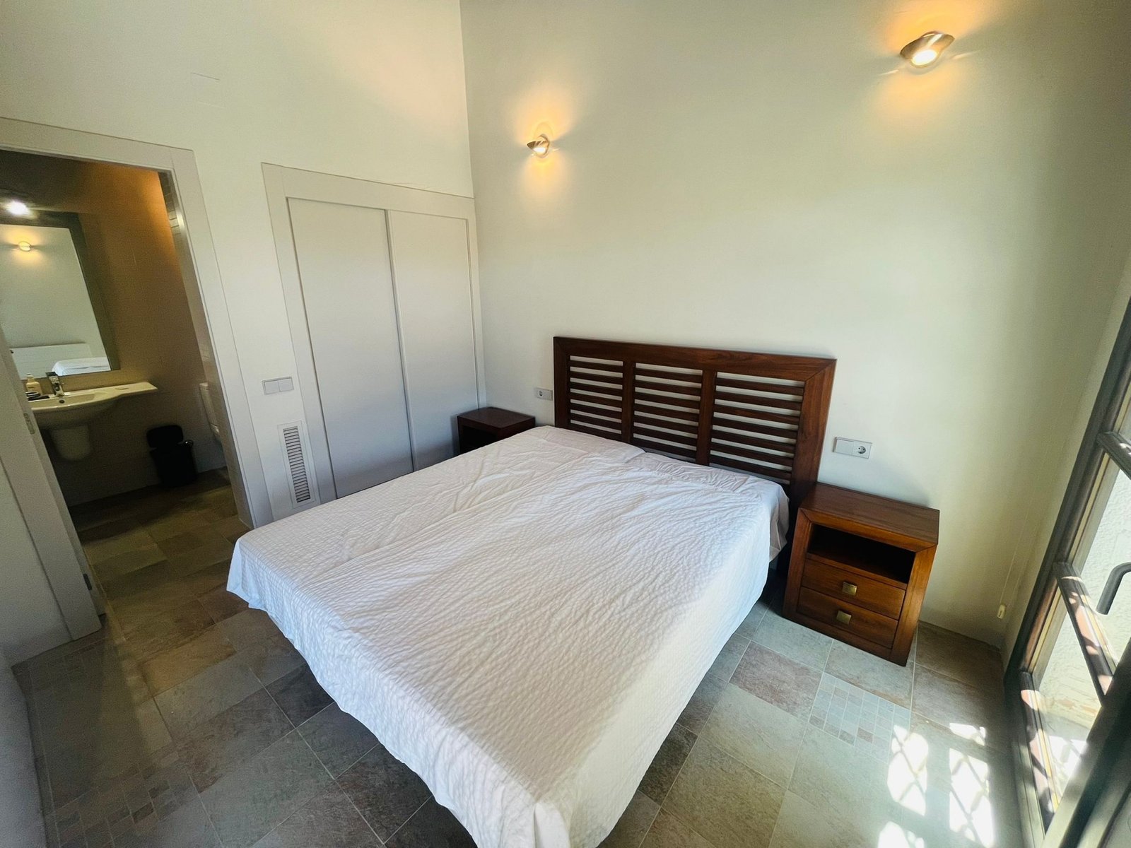 property_attachment_1ydehow0uk_20250715022904