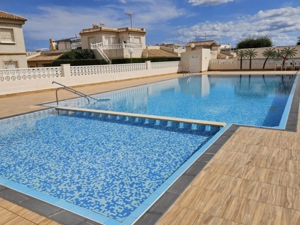 Semi Detached for sale in Orihuela Costa