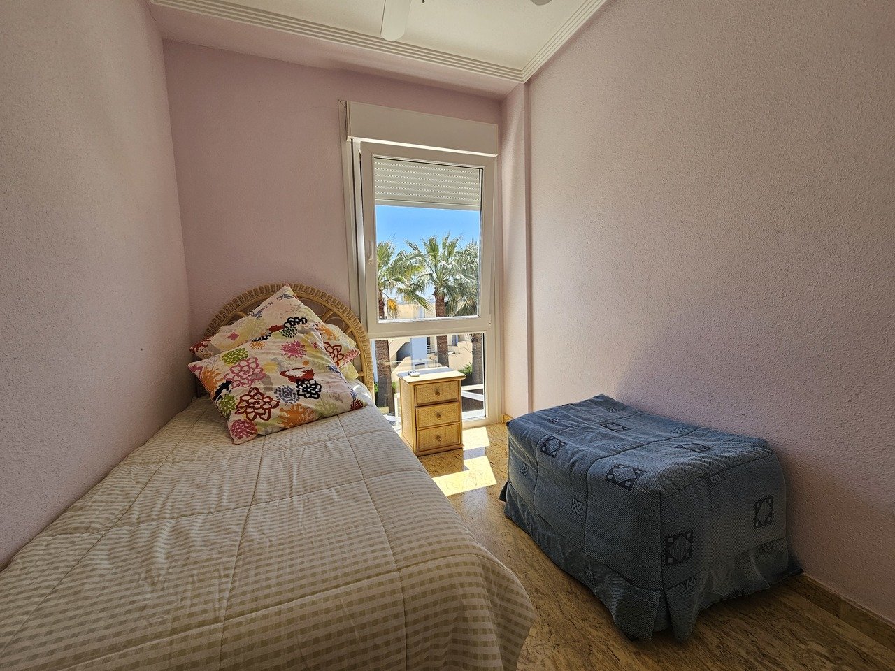 20250408_133214_xlarge