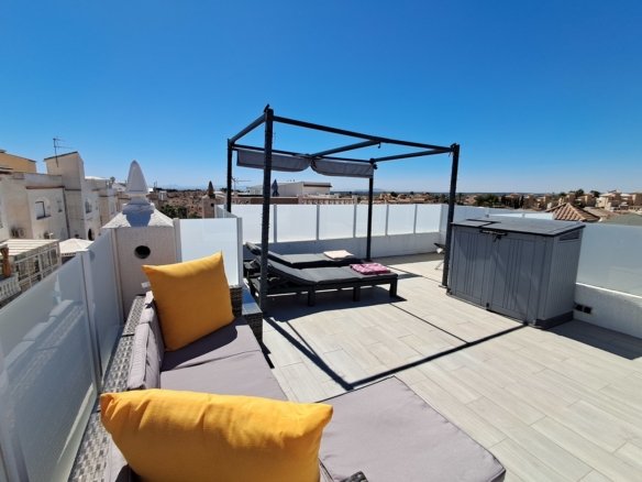 Penthouse for sale in San Miguel de Salinas