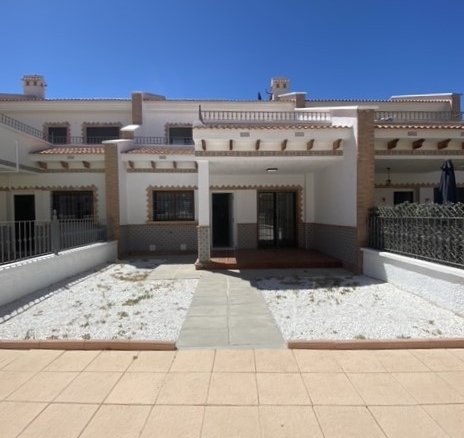 Town House for sale in San Miguel de Salinas