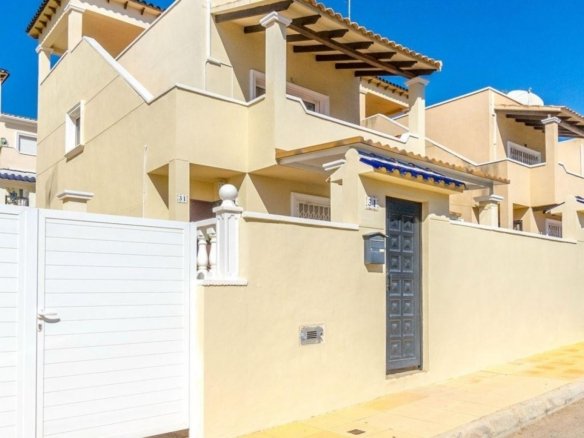 Villa for sale in Orihuela Costa