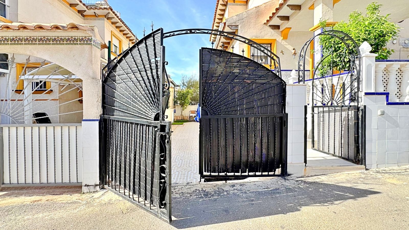 68b6e426bbf9f_IMG_0825