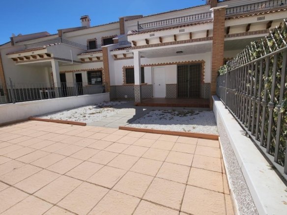 Villa for sale in San Miguel de Salinas