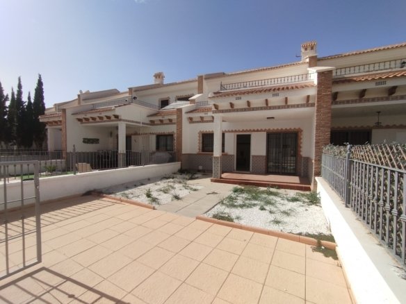Town House for sale in San Miguel de Salinas