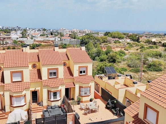 Town House for sale in Cabo Roig