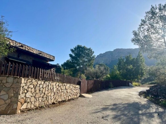 Finca for sale in Gea Y Truyols