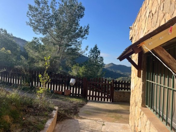 Finca for sale in Gea Y Truyols