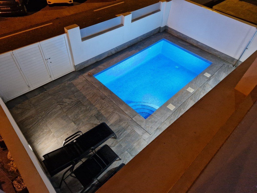 full_1417033_63729468