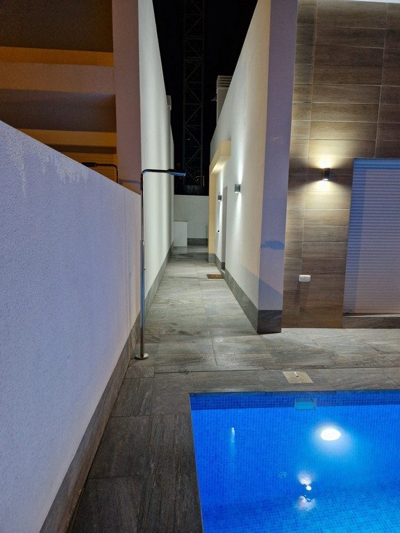 full_1417033_63729472