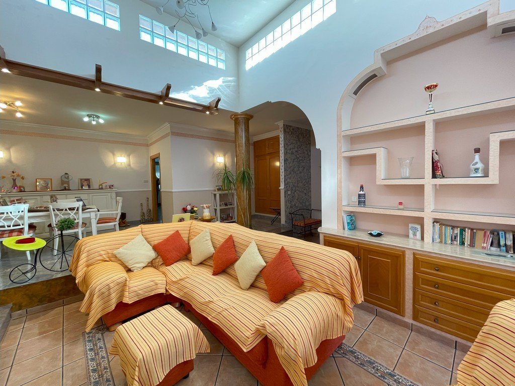 full_1421777_63844715