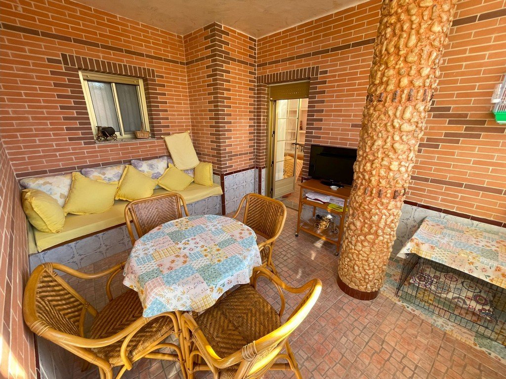 full_1421777_63844742