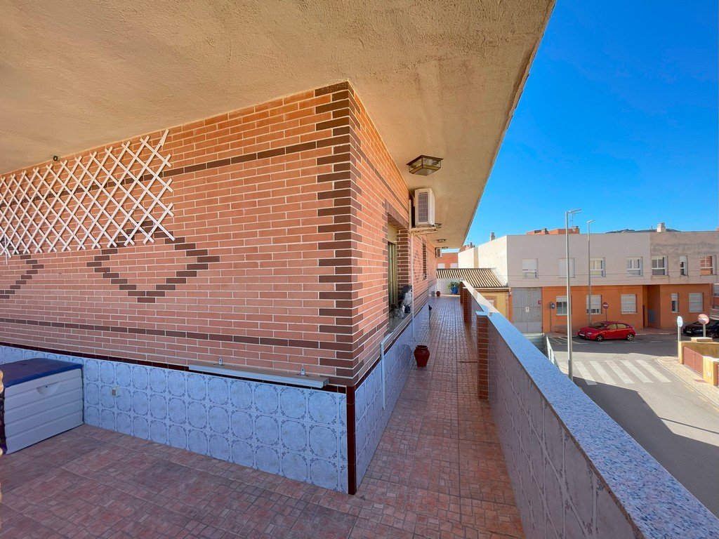 full_1421777_63844745