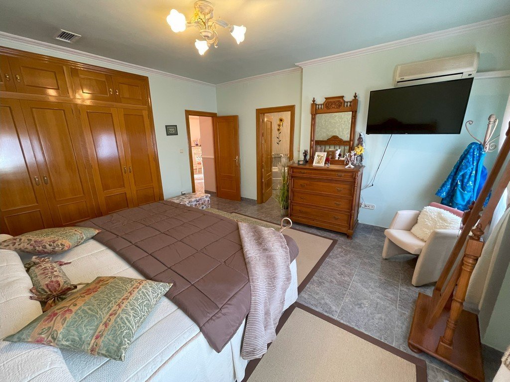 full_1421777_63875342