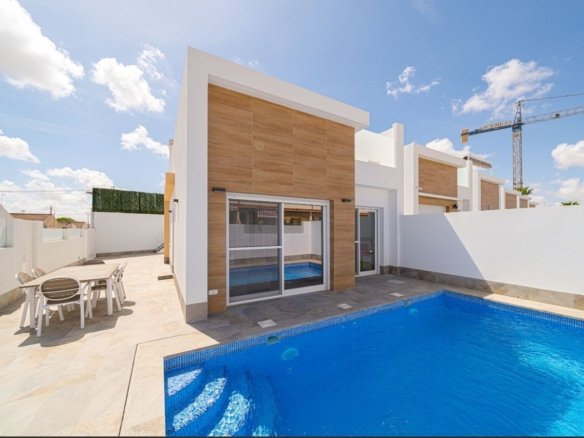 Villa for sale in Avileses