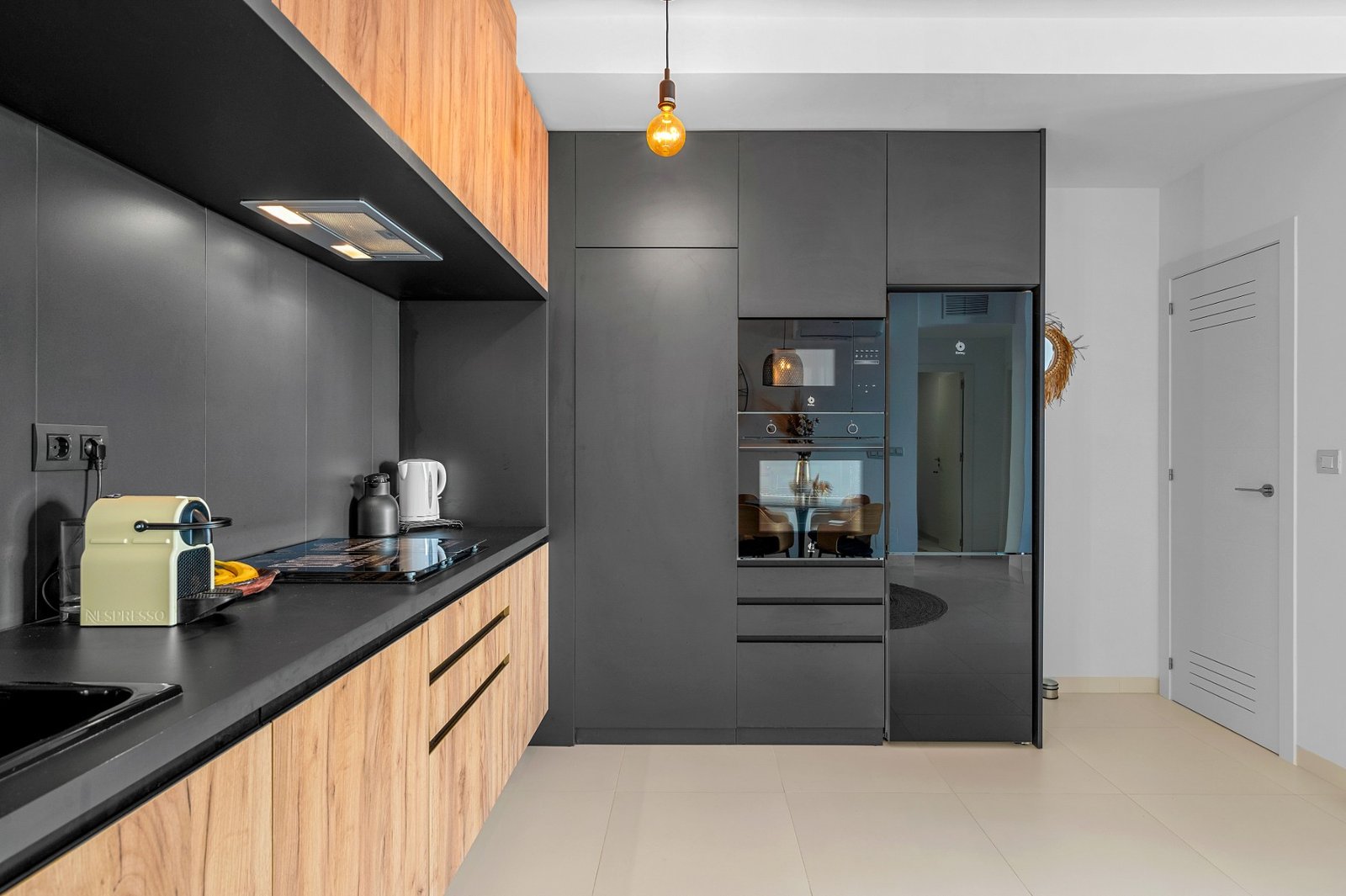 o_1j5do2ds8mdj7k7lvn1k5geke2n