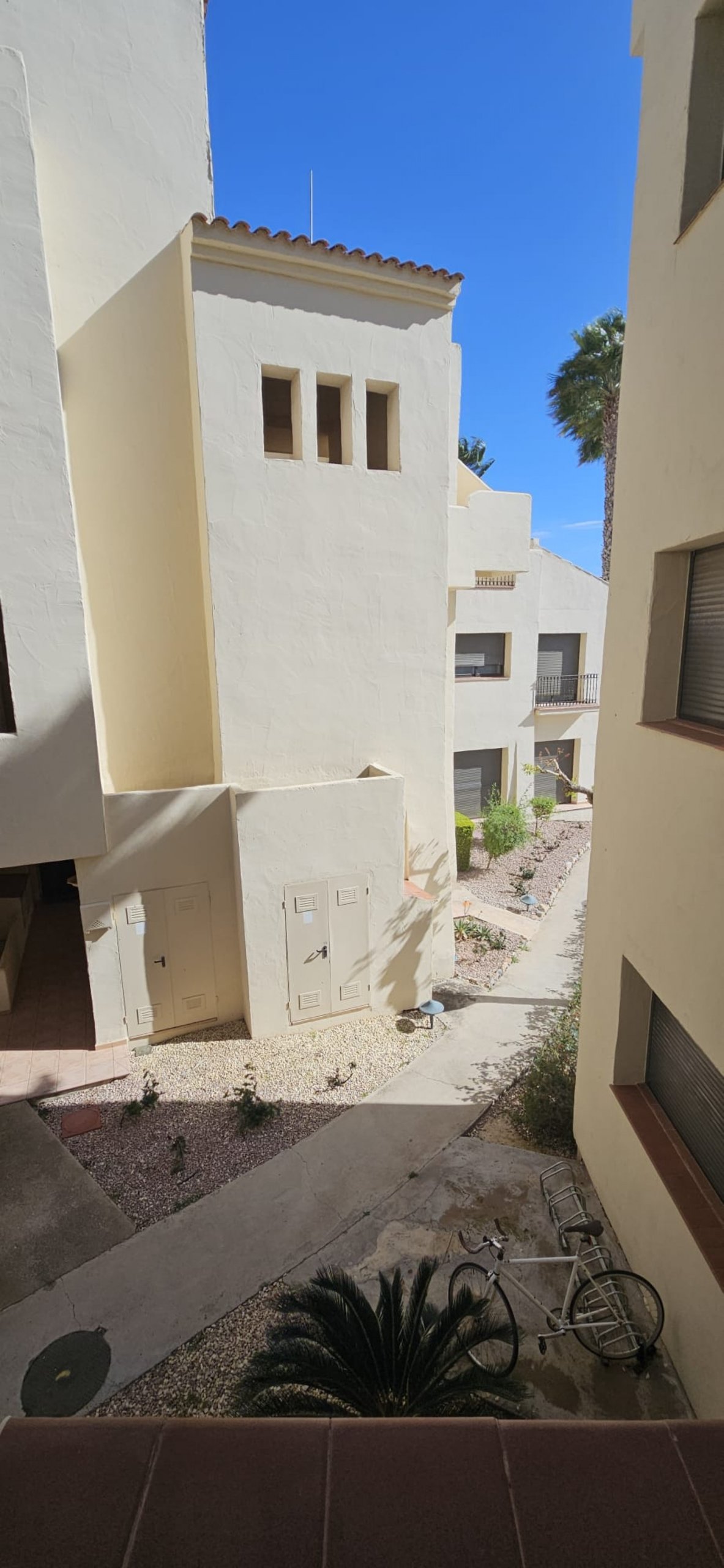 property_attachment_1f6by0dnjq_20250408070055