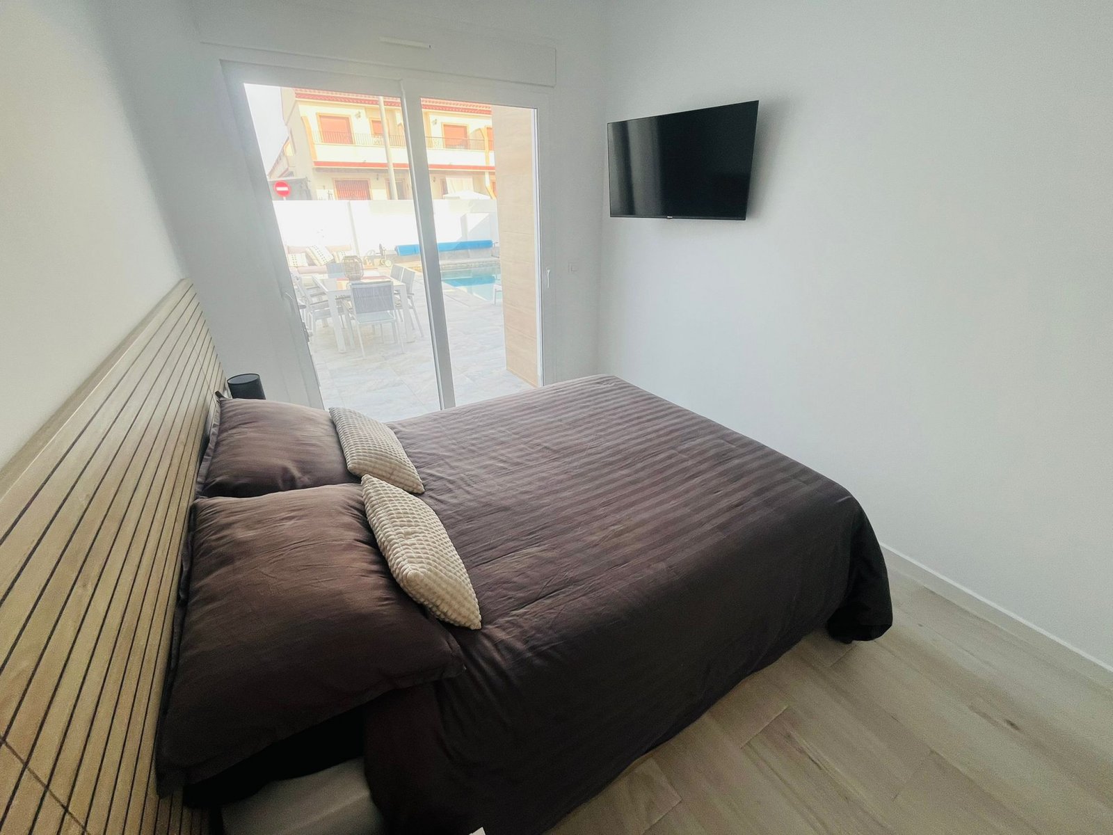 property_attachment_1i8ulakfnc_20250819010504