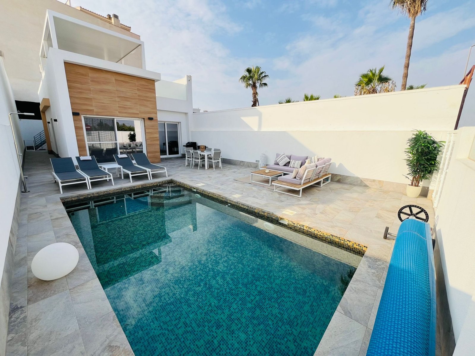 property_attachment_1pheoce15o_20250819010510.jpg Villa for sale in Avileses