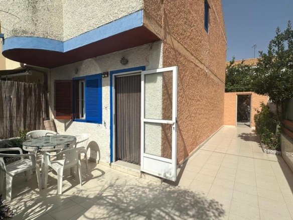 Town House for sale in Santiago de la Ribera