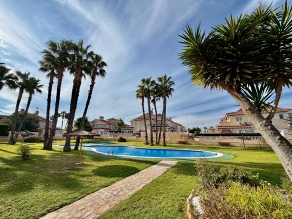 Apartment for sale in Orihuela Costa