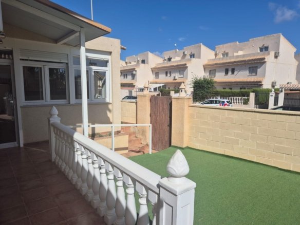 Town House for sale in Orihuela Costa