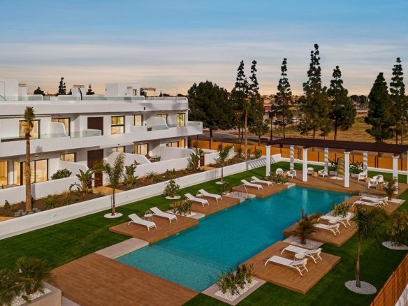 Bungalow for sale in Los Alcazares