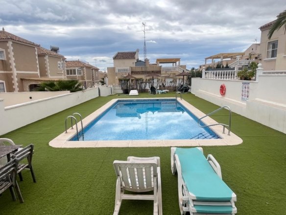Duplex for sale in San Miguel de Salinas