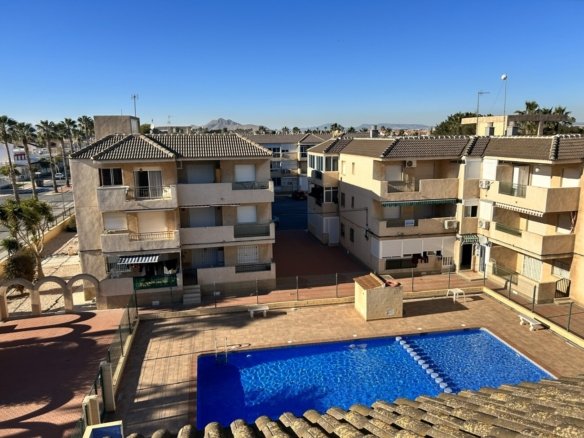 Apartment for sale in Los Alcazares