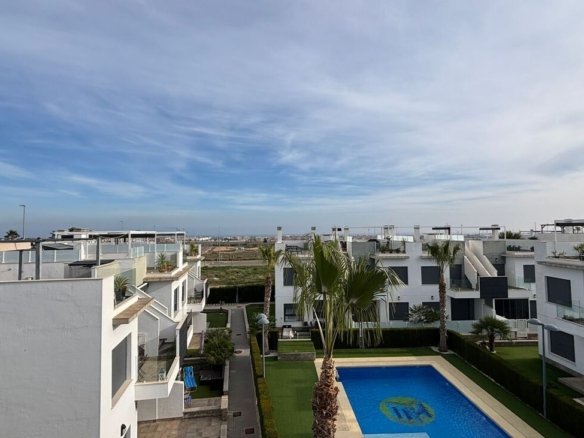 Apartment Penthouse for sale in Pilar de La Horadada