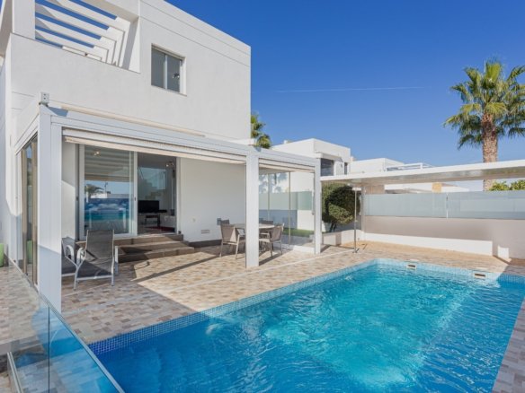 Villa for sale in Orihuela Costa