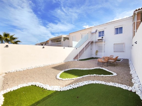 Penthouse for sale in Orihuela Costa