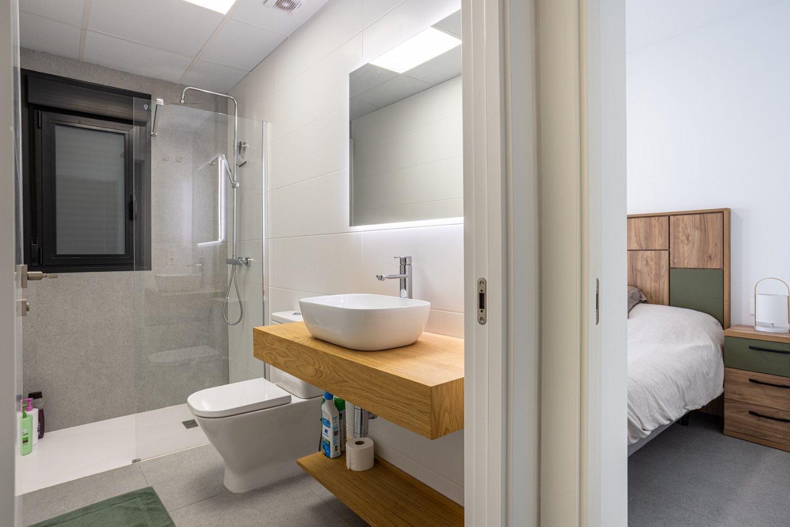 o_1jh1idh1k1p0t1ivt1gge1aqsqi138