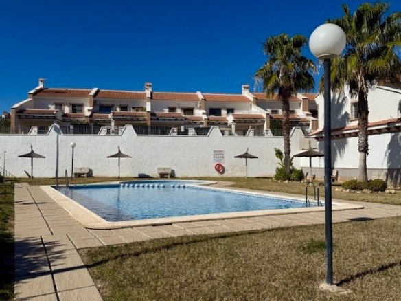 Town House for sale in San Miguel de Salinas