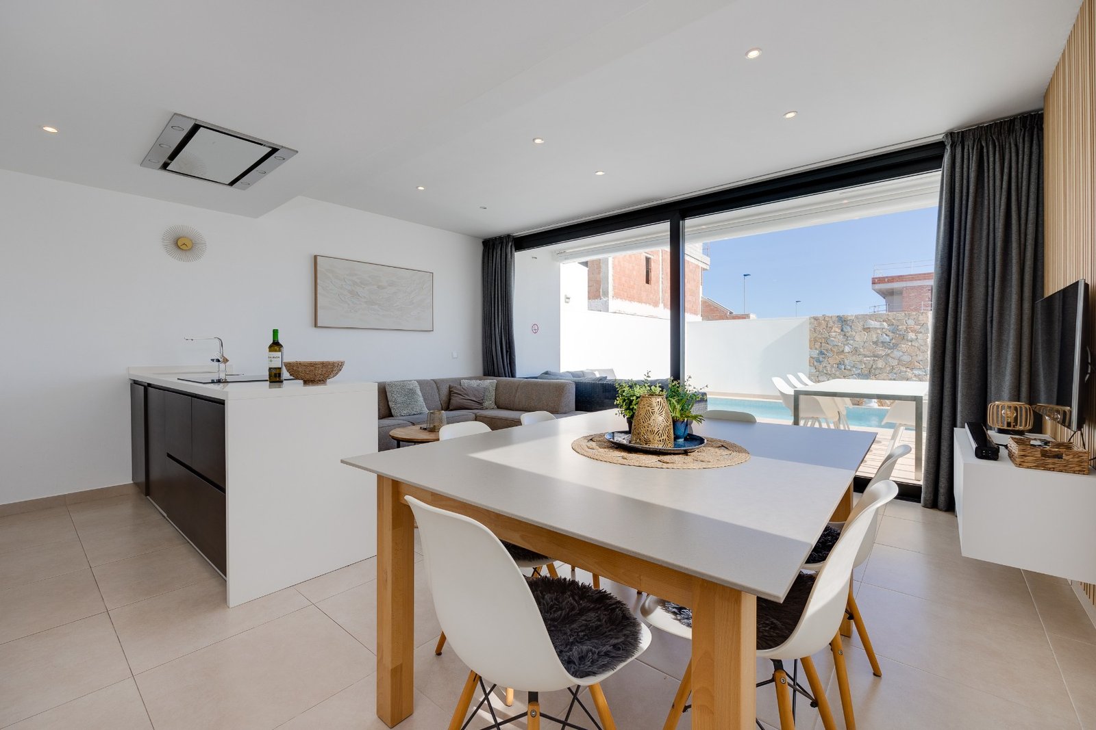 o_1jhb958ps18po11b065c154k103j3u