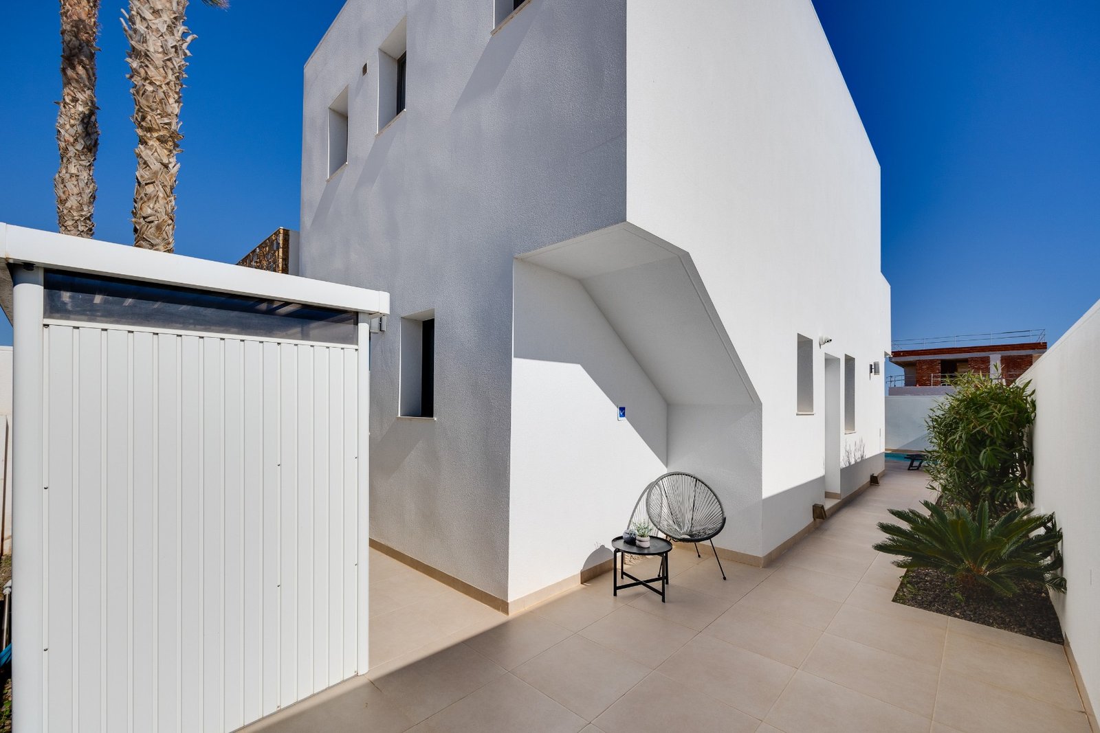 o_1jhb958psg8d1esp1t3m1cn7lfb3q